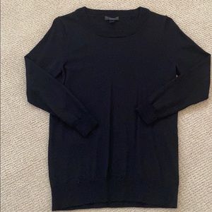 Three - quarter sleeve sweater